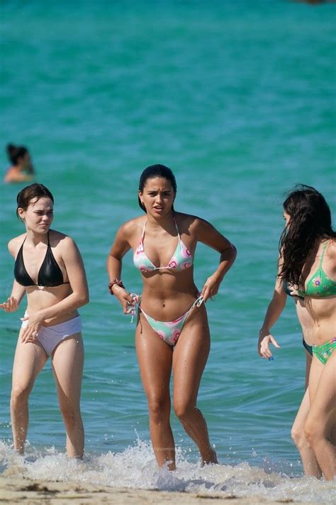 Maia Reficco Is Seen At The Beach With Friends Photos Pinayflixx