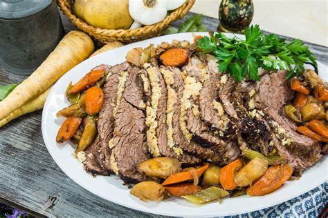 Sharing of this recipe is both encouraged and appreciated. Recipes - Horseradish Brisket | Hallmark Channel