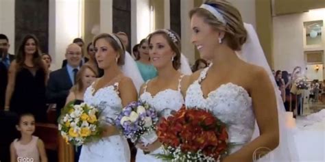 these identical triplets got married on the same day in the same church
