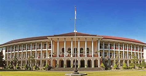 100 Perguruan Tinggi Terbaik Di Indonesia Tahun 2017 Ada 10 Dari