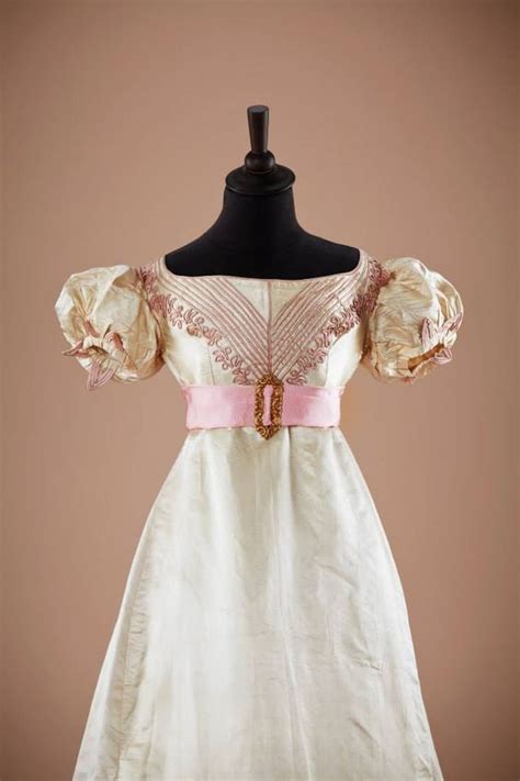 Historical Accuracy Reincarnated Fripperiesandfobs Evening Dress Early 1820s