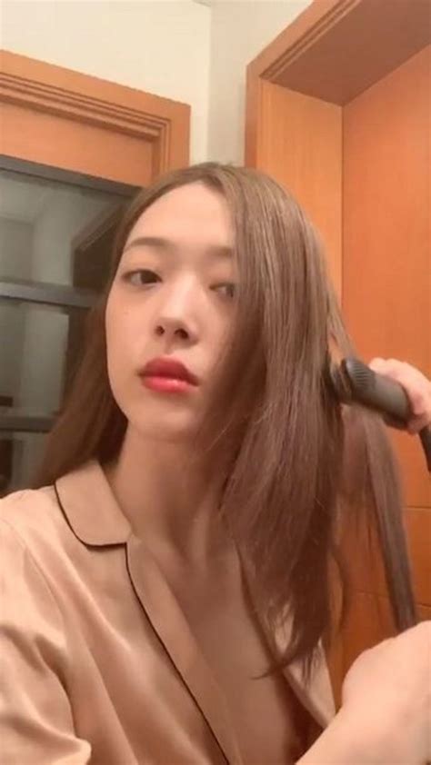 K Pop Star And Korean Actress Sulli Found Dead At Tokyo Kinky Sex Erotic And Adult Japan