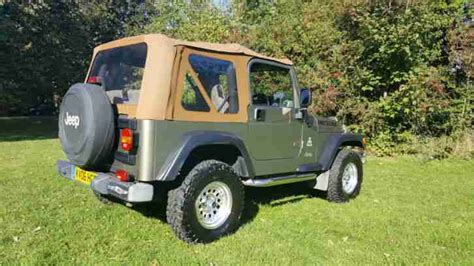 Jeep 2006 Wrangler Renegade Beige Car For Sale