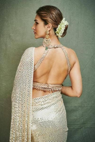 Top Notch Bollywood Actresses And Their Backless Dresses