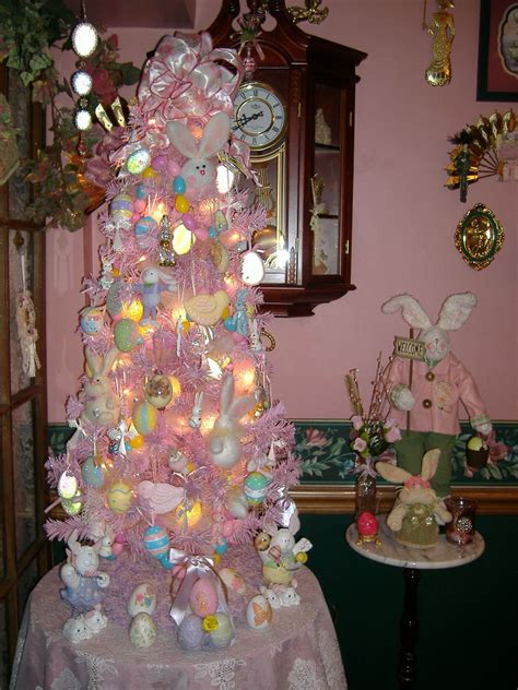 What more could you ask for when you are decorating your home for 7 simple was you can incorporate scandinavian style into your christmas decor. Decorate the Christmas tree with autumn decor. Description ...