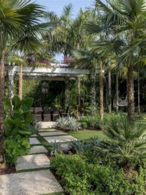 40 Handsome Tropical Front Yard Landscape Ideas For Your Home Page