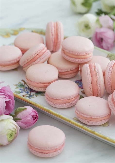 Traditionally, macarons are made with an italian meringue, where you drizzle a hot make the macarons: Macaron Recipe - Preppy Kitchen