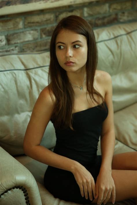 Viktoriia Aliko In 2021 Women Girl Strapless Top