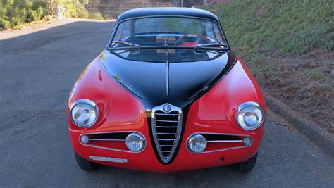 O extraordinário Alfa Romeo 1900cSS Touring Berlinetta de 1955