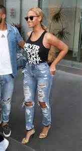 Beyonce In Ripped Jeans 25 Gotceleb