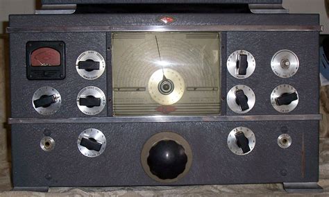 Vintage National Ham radio | Shortwave radio, Radio, Ham radio