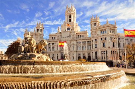 Renumele spaniei ca o destinație turistică excelentă este bine meritat, fiindcă spania nu numai ca oferă turism pentru toate gusturile. Spania anunță redeschiderea frontierelor pentru turişti ...