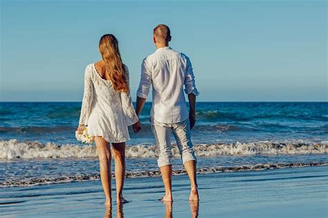 Wedding Beach Love Couple Young Couple Romantic Together Holding