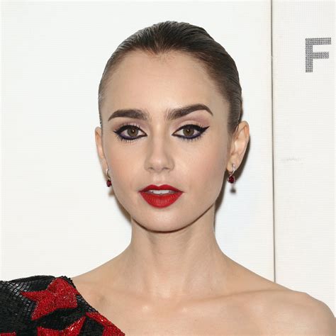 Lily Collins Without Makeup Celebrity In Styles