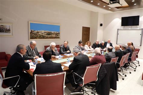 Board of Trustees at the University Discusses Developing Quality Academic Programs | ARAB 