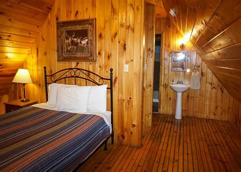Spend a day hiking, mountain biking, or kayaking. Cherokee, NC United States - Ol'Smoky Log Cabin on the ...