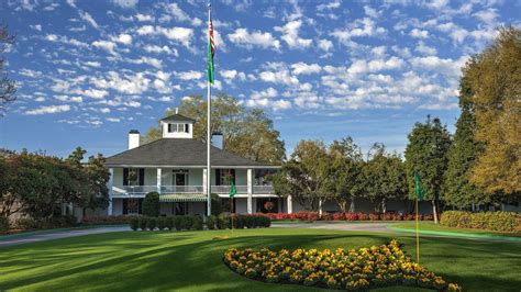 Iconic Augusta Clubhouse Still Shines Bright Golf Courses Public