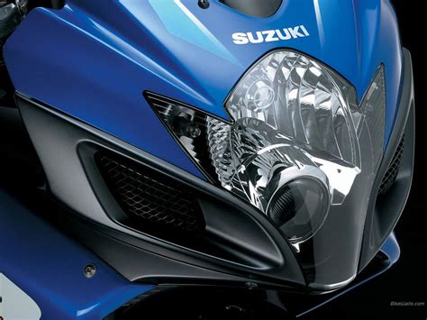 If you can ever get 90% of the 750's capabiities you specs. Suzuki GSX-R 750 2006-2010