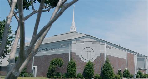 Large Southern Baptist Church Leaves Denomination Over Its Support Of