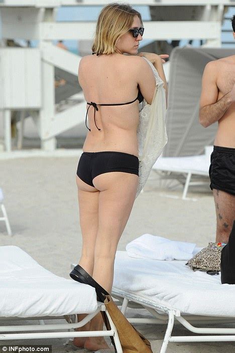 Chloe Sevigny Shows Off Her Stunning Bikini Figure In Miami Daily