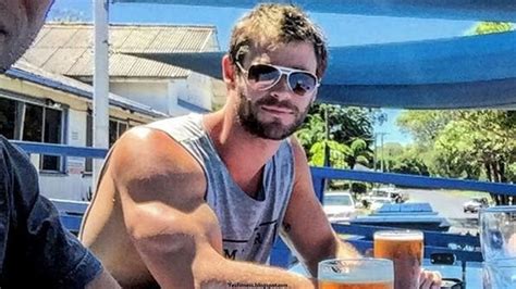 We Need To Talk About Chris Hemsworth39s Arms In This Random