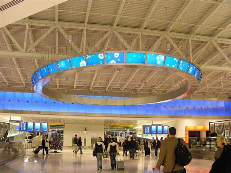 Your Guide To New Yorks John F Kennedy International Airport