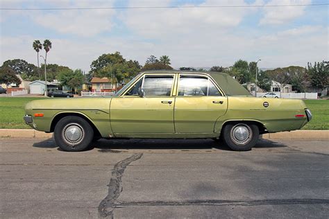 1972 Dodge Dart Custom Sedan 4 Door 52l 318 V8 Avocado Green