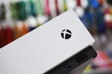 How To Open An Xbox One S Console For Repair Windows Central