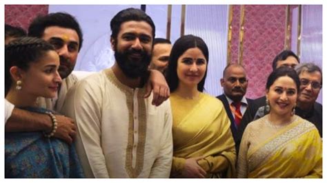Ranbir Kapoor Puts His Arm Around Vicky Kaushal As They Pose With Alia