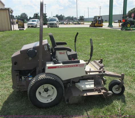 grasshopper 322d lawn mower in iola ks item bb9231 sold purple wave