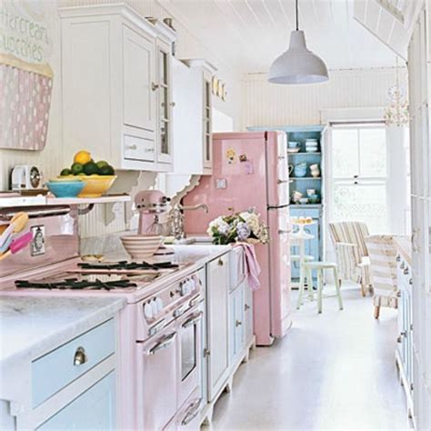 Upgrading Your Wall For Romantic Kitchen Decorations 12 Sweetyhomee