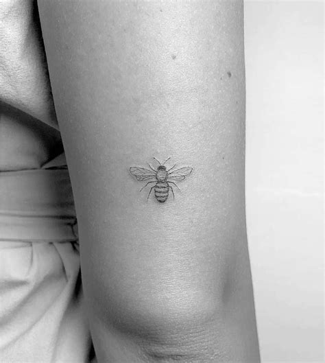 Honey Bee Tattoo On The Back Of The Right Arm Mini Tattoos Dainty
