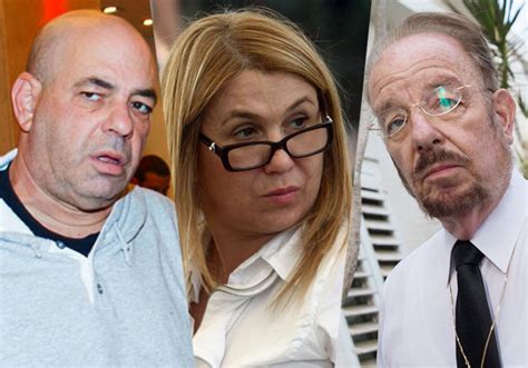 כל אחד והעיקר שלו השיב קופמן ועקץ פעם נוספת אנחנו הפלבאים הטפשים מהסמול, למדנו שחייבים להיות נאמנים למדינה, לא. יורם שפטל: "ההשוואות לשואה הן ב-DNA של השמאל" | חדשות מעריב