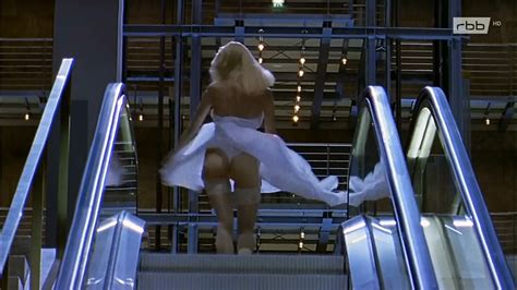 Nude Video Celebs Dolly Buster Sexy Polizeiruf 110 S27e01 1998