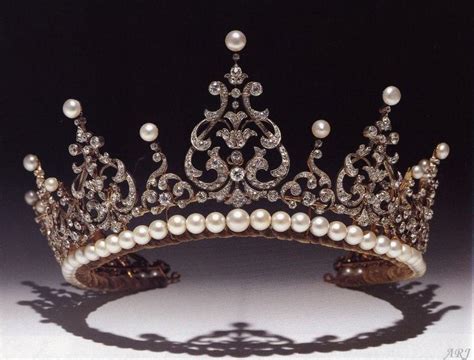 Artemisias Royal Jewels Focus On Kent Jewels Diamond And Pearl