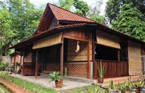 Rumah adat di wilayah jawa timur dikenal dengan bentuk limas dan atapnya sangatlah megah. Rumah Adat Jawa Barat, Gambar beserta keterangannya ...