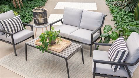 Home decor ideas, small kitchen, gardening, lighting, paint colors, bedroom, indoor/ outdoor plants, chair and tables. For small spaces on the patio, take a look at our LeMoore ...