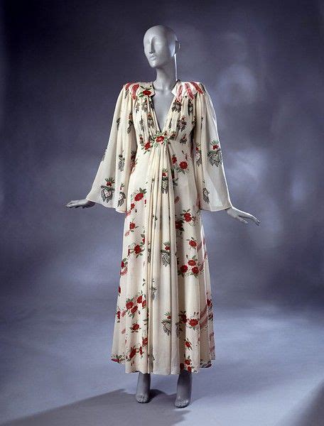 Ossie Clark Dress Ca Via The Victoria Albert Museum Fashion Fashion S Ossie Clark