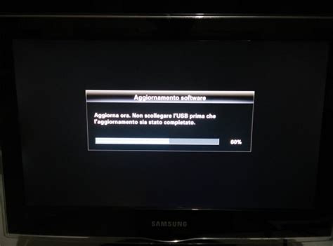 In alcuni casi aggiornamenti software è dentro il menù delle impostazioni e potrebbe anche chiamarsi update, updater o semplicemente aggiornamenti. COME AGGIORNARE FIRMWARE TV SAMSUNG