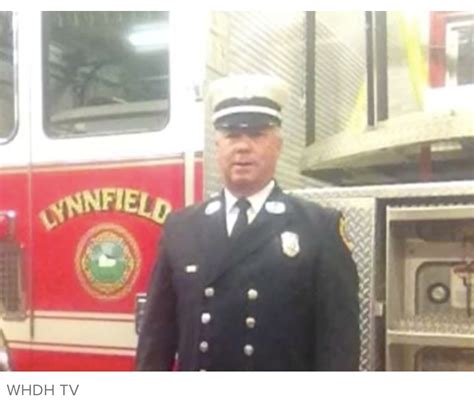 Firefighter Placed On Leave After Walking Naked Into Convenience Store Wakki News