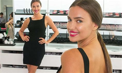 Irina Shayk Turns Heads In Lbd At Avons Cocktail Reception In New York Daily Mail Online