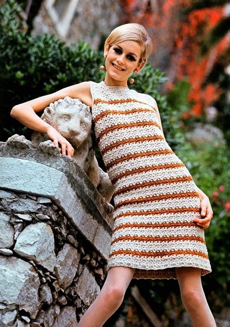 beautiful photos of fabulous london streetstyle in the 1960s ファッションモデル ツイッギー 60年代のファッション