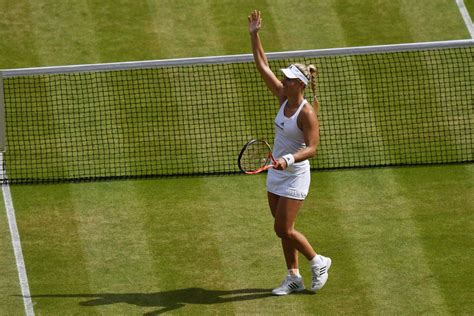 Wimbledon 2016 Angelique Kerber To Face Serena Williams In Saturdays