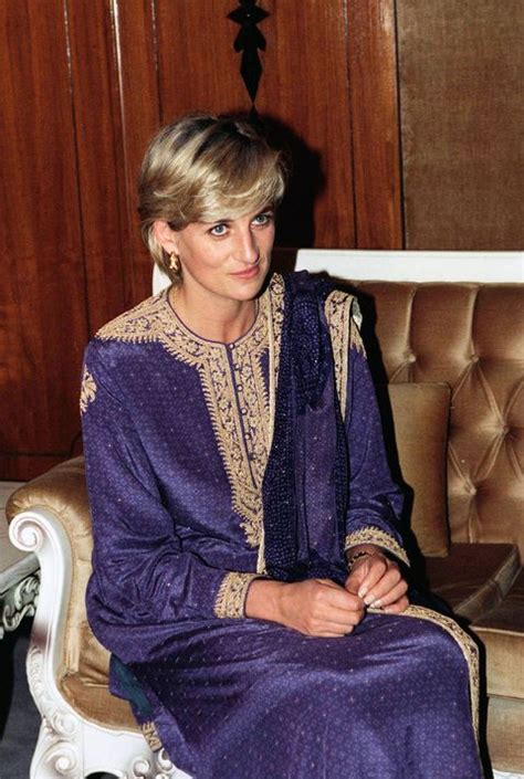Experts Say Kate Middleton To Channel Princess Diana In Pakistan