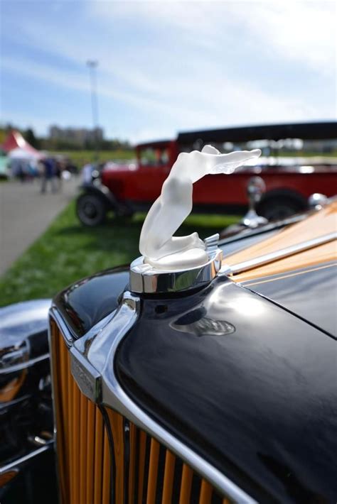 1932 auburn boattail speedster takes best of show at pacif hemmings daily