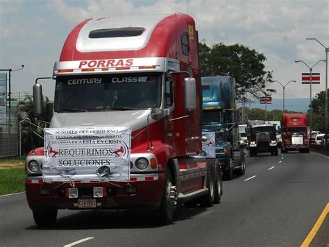 Camiones Pesados Que Entren A Capital Encontrarán Nuevos Controles En Horas Pico La Nación
