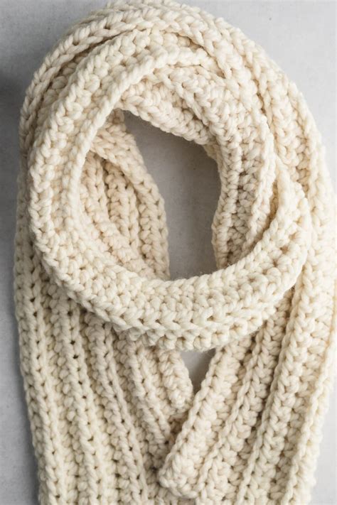 How To Crochet A Scarf For Beginners Free Pattern Sarah Maker