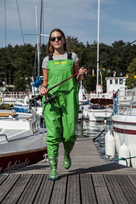 Girls In Waders 126 Best Women In Waders Images On Pinterest Rubber