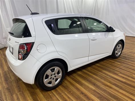 Pre Owned 2015 Chevrolet Sonic Ls Fwd 4d Hatchback