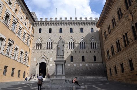 In 1995 the bank, then known as monte dei paschi di siena, was transformed from a statutory corporation to a limited company called banca monte dei paschi di siena. File:Siena, Piazza Salimbeni (Bank Monte dei Paschi di ...